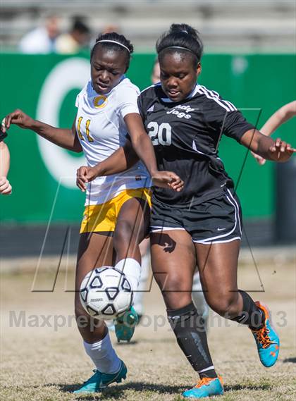 Thumbnail 1 in Forestview vs Crest (Gazette Cup) photogallery.