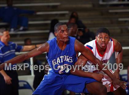 Thumbnail 2 in Dickinson vs. Duncanville (McDonalds Texas Invitational) photogallery.