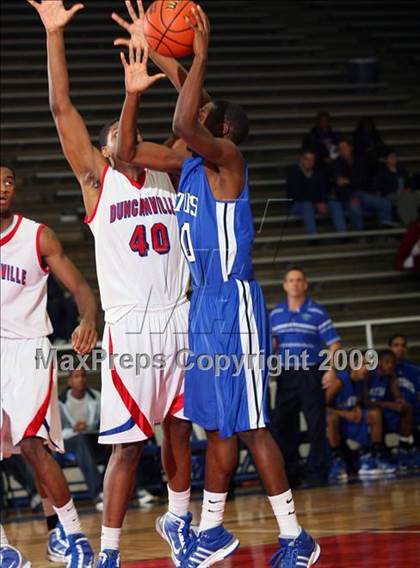 Thumbnail 1 in Dickinson vs. Duncanville (McDonalds Texas Invitational) photogallery.
