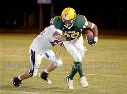 Thumbnail 2 in Vanden vs. Armijo photogallery.
