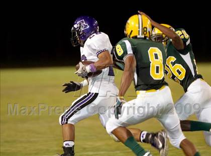 Thumbnail 2 in Vanden vs. Armijo photogallery.