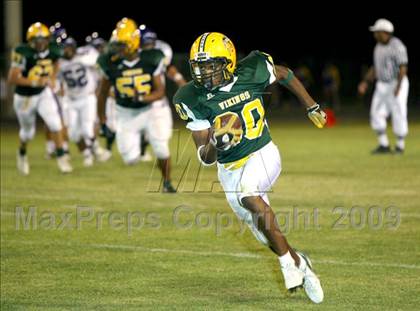 Thumbnail 2 in Vanden vs. Armijo photogallery.