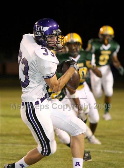 Thumbnail 2 in Vanden vs. Armijo photogallery.