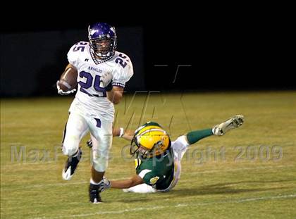 Thumbnail 3 in Vanden vs. Armijo photogallery.