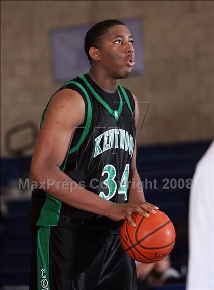 Thumbnail 2 in Kentwood vs Los Osos (Mission Prep Christmas Classic) photogallery.