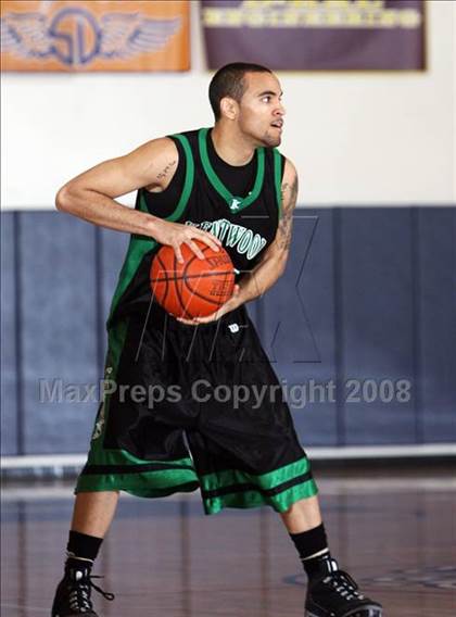 Thumbnail 3 in Kentwood vs Los Osos (Mission Prep Christmas Classic) photogallery.