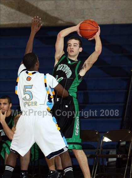 Thumbnail 3 in Kentwood vs Los Osos (Mission Prep Christmas Classic) photogallery.