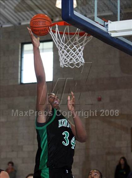 Thumbnail 2 in Kentwood vs Los Osos (Mission Prep Christmas Classic) photogallery.