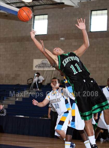 Thumbnail 2 in Kentwood vs Los Osos (Mission Prep Christmas Classic) photogallery.