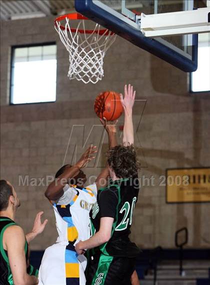 Thumbnail 3 in Kentwood vs Los Osos (Mission Prep Christmas Classic) photogallery.