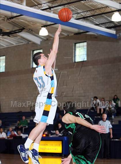 Thumbnail 1 in Kentwood vs Los Osos (Mission Prep Christmas Classic) photogallery.