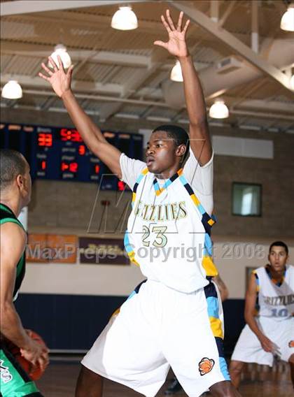 Thumbnail 1 in Kentwood vs Los Osos (Mission Prep Christmas Classic) photogallery.