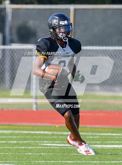 Thumbnail 3 in Klein Oak vs Klein Forest  photogallery.