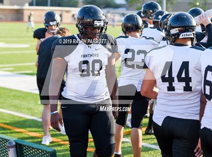 Thumbnail 3 in Klein Oak vs Klein Forest  photogallery.