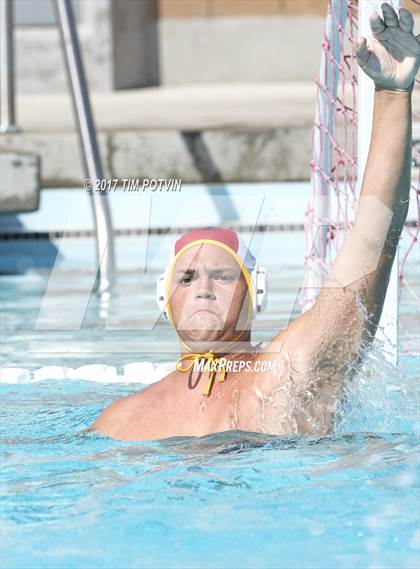 Thumbnail 3 in La Quinta vs Ayala photogallery.