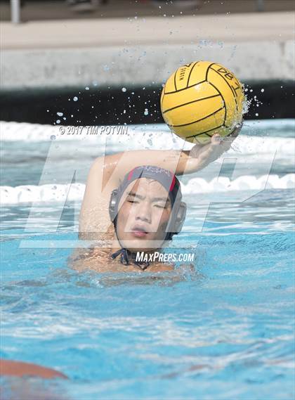 Thumbnail 3 in La Quinta vs Ayala photogallery.