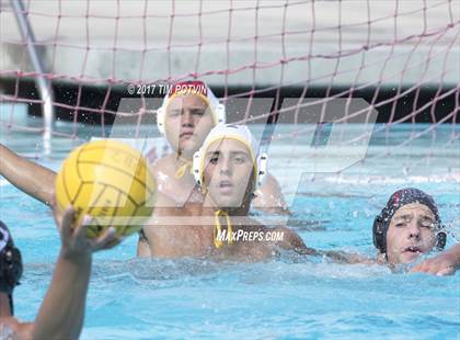 Thumbnail 3 in La Quinta vs Ayala photogallery.