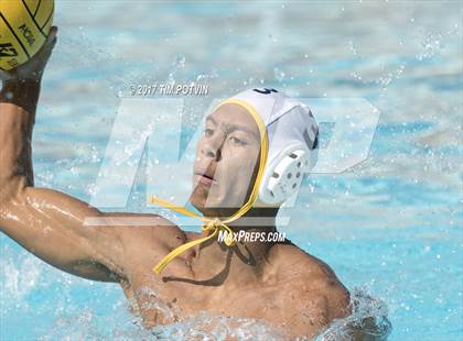 Thumbnail 1 in La Quinta vs Ayala photogallery.