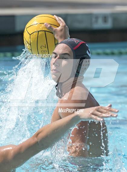 Thumbnail 3 in La Quinta vs Ayala photogallery.