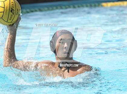 Thumbnail 2 in La Quinta vs Ayala photogallery.