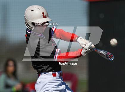 Thumbnail 1 in Rogers vs. Lorena photogallery.