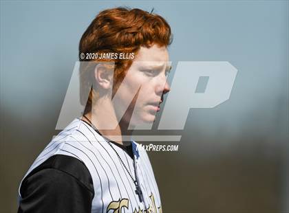 Thumbnail 2 in Rogers vs. Lorena photogallery.
