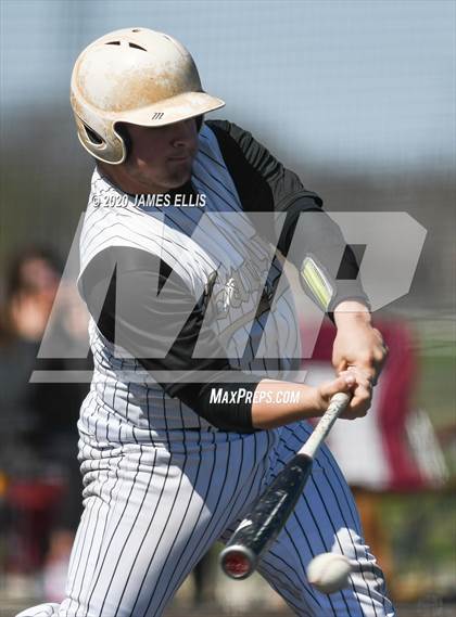 Thumbnail 3 in Rogers vs. Lorena photogallery.