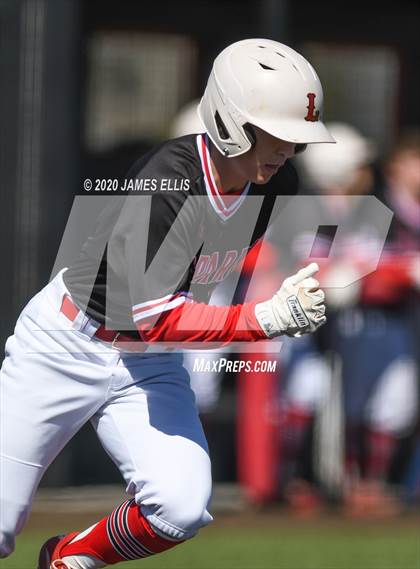 Thumbnail 2 in Rogers vs. Lorena photogallery.