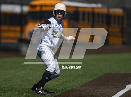 Thumbnail 1 in Rogers vs. Lorena photogallery.