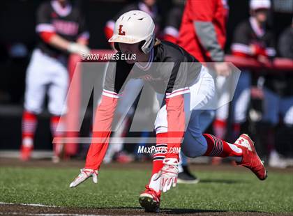 Thumbnail 1 in Rogers vs. Lorena photogallery.