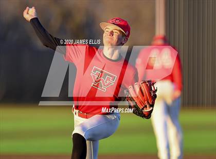 Thumbnail 1 in West vs. Lorena (Scrimmage) photogallery.
