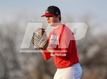 Thumbnail 2 in West vs. Lorena (Scrimmage) photogallery.