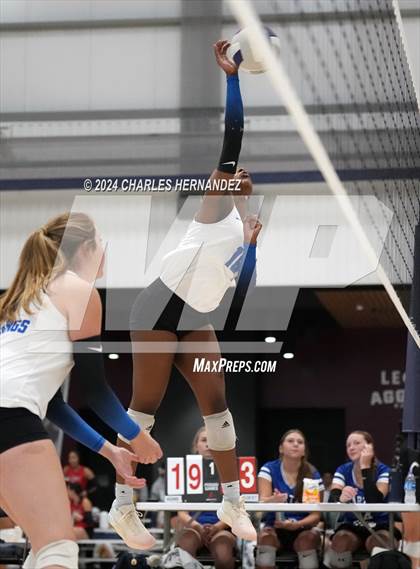 Thumbnail 1 in Houston Christian vs. Frassati Catholic (Aggieland Come and Take It Regional Showdown) photogallery.