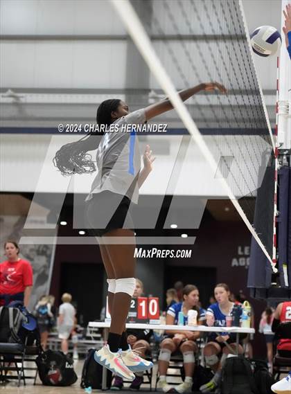 Thumbnail 2 in Houston Christian vs. Frassati Catholic (Aggieland Come and Take It Regional Showdown) photogallery.