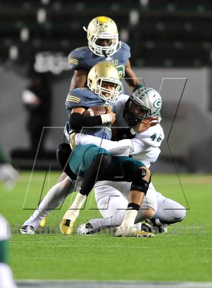 Thumbnail 3 in Granite Bay vs. Long Beach Poly (CIF State D1 Final) photogallery.
