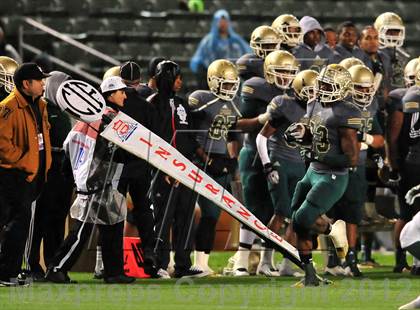Thumbnail 1 in Granite Bay vs. Long Beach Poly (CIF State D1 Final) photogallery.