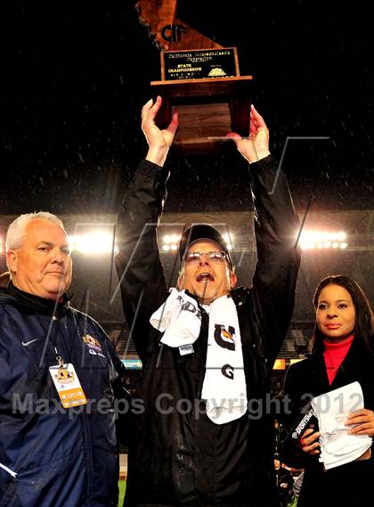 Thumbnail 2 in Granite Bay vs. Long Beach Poly (CIF State D1 Final) photogallery.