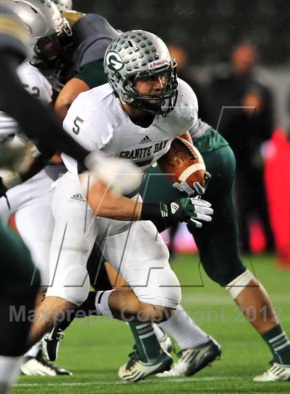 Thumbnail 1 in Granite Bay vs. Long Beach Poly (CIF State D1 Final) photogallery.