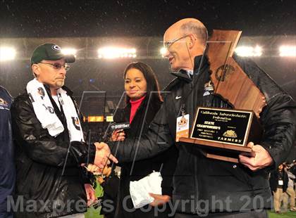 Thumbnail 1 in Granite Bay vs. Long Beach Poly (CIF State D1 Final) photogallery.
