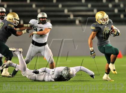 Thumbnail 2 in Granite Bay vs. Long Beach Poly (CIF State D1 Final) photogallery.