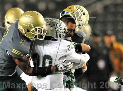 Thumbnail 3 in Granite Bay vs. Long Beach Poly (CIF State D1 Final) photogallery.