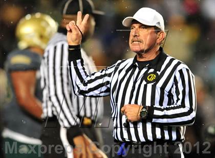Thumbnail 2 in Granite Bay vs. Long Beach Poly (CIF State D1 Final) photogallery.