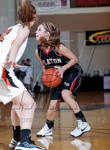 Thumbnail 3 in Burkburnett vs. Slaton (Fantasy of Lights) photogallery.