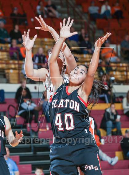 Thumbnail 3 in Burkburnett vs. Slaton (Fantasy of Lights) photogallery.