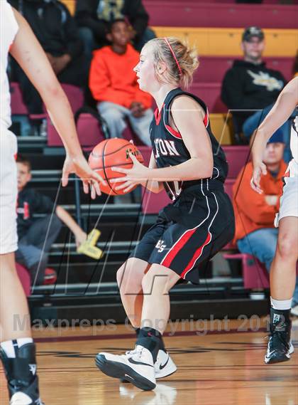 Thumbnail 2 in Burkburnett vs. Slaton (Fantasy of Lights) photogallery.