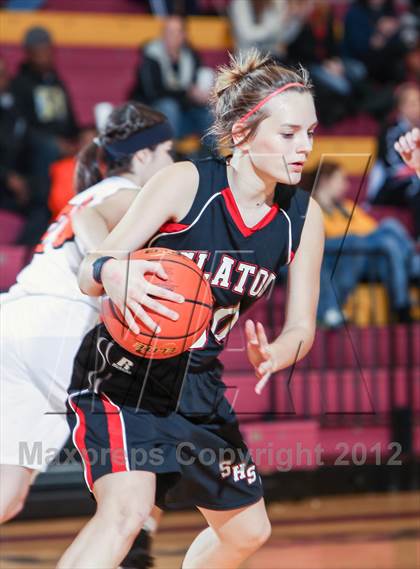 Thumbnail 3 in Burkburnett vs. Slaton (Fantasy of Lights) photogallery.