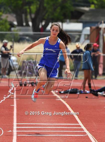 Thumbnail 1 in CIF NCS Class A Track and Field Championships photogallery.