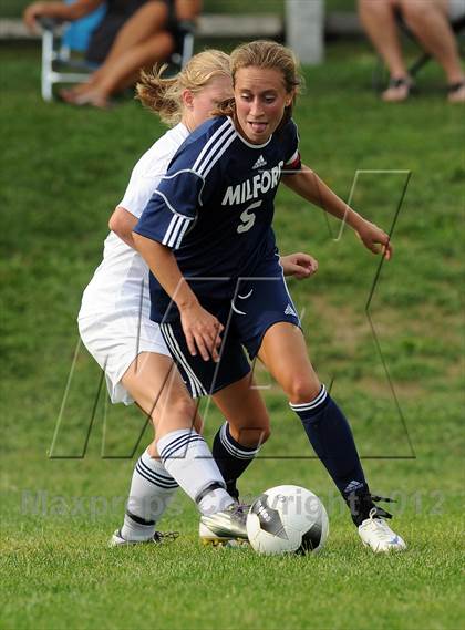 Thumbnail 2 in Milford vs Hollis-Brookline photogallery.