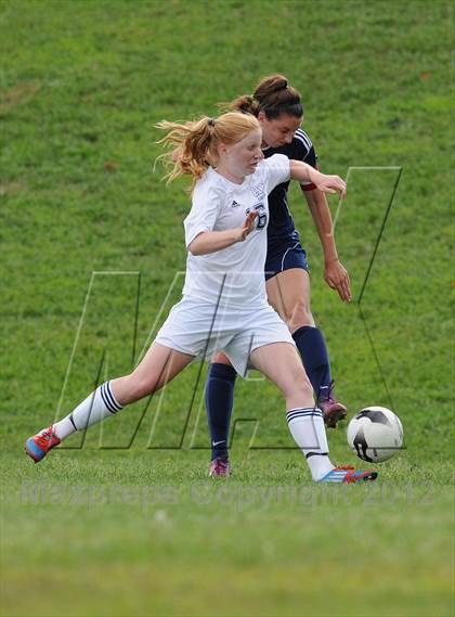Thumbnail 2 in Milford vs Hollis-Brookline photogallery.