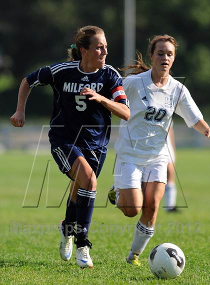 Thumbnail 2 in Milford vs Hollis-Brookline photogallery.